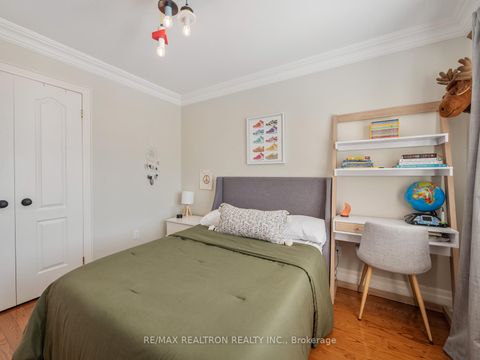 Photo 28 at 4 Coates Avenue, Oakwood Village, Toronto