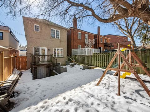 Photo 36 at 4 Coates Avenue, Oakwood Village, Toronto