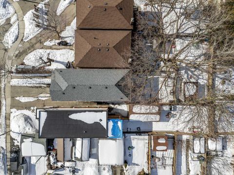 Photo 40 at 4 Coates Avenue, Oakwood Village, Toronto