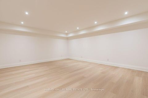 Photo 47 at 36 Evergreen Gardens, Leaside, Toronto