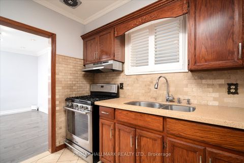 Photo 11 at 65 Montvale Drive, Cliffcrest, Toronto