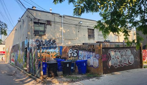 Photo 3 at 158 Augusta Avenue, Chinatown, Toronto