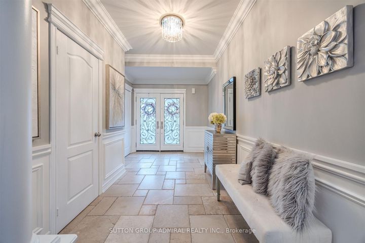 Photo 5 at 59 Aidan Drive, Vellore Village, Vaughan