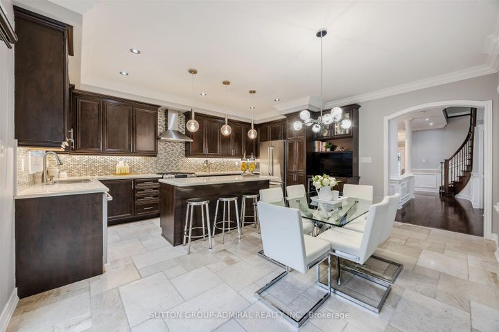 Photo 10 at 59 Aidan Drive, Vellore Village, Vaughan