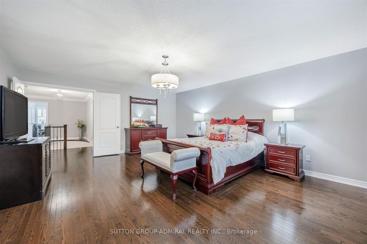 Photo 26 at 59 Aidan Drive, Vellore Village, Vaughan