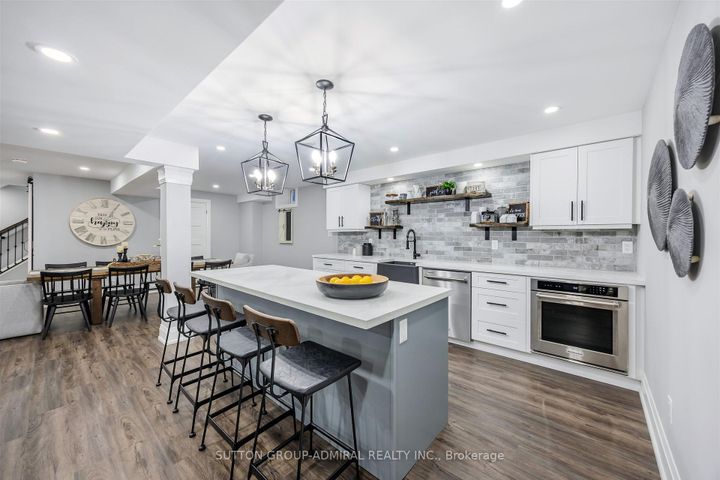 Photo 33 at 59 Aidan Drive, Vellore Village, Vaughan