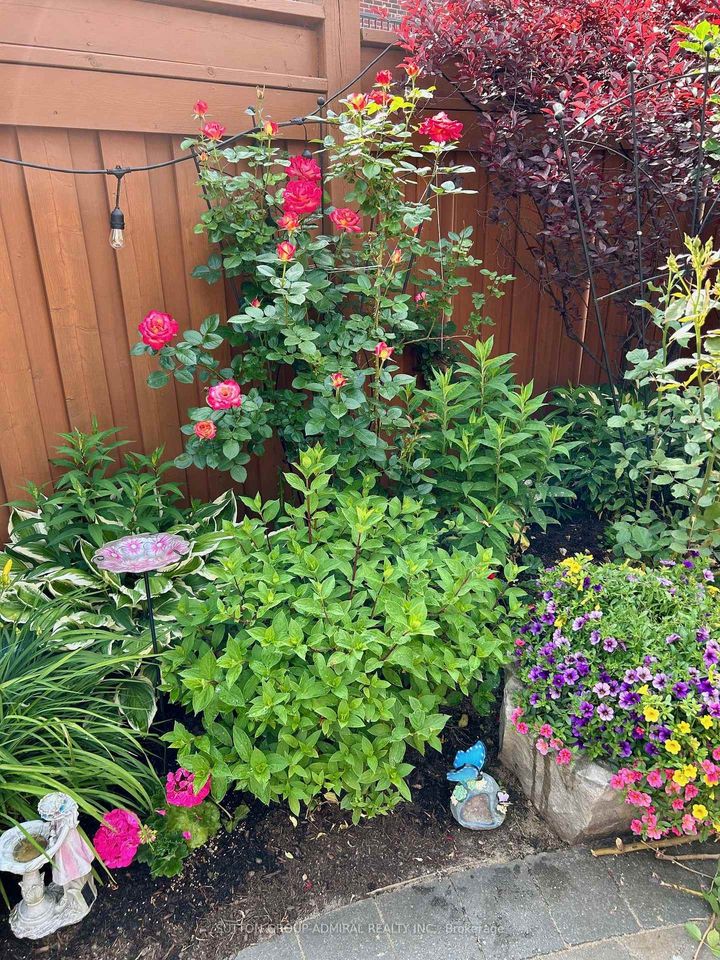 Photo 47 at 59 Aidan Drive, Vellore Village, Vaughan