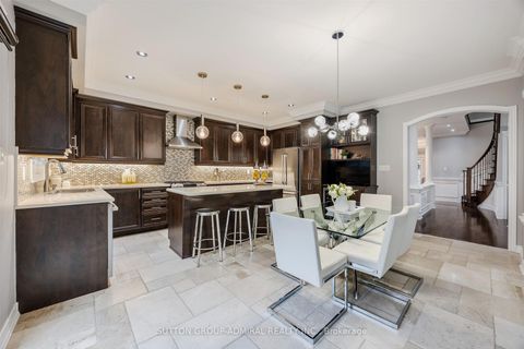 Photo 10 at 59 Aidan Drive, Vellore Village, Vaughan
