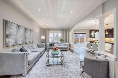 Photo 17 at 59 Aidan Drive, Vellore Village, Vaughan