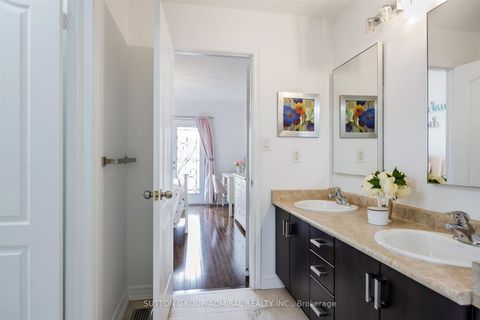 Photo 31 at 59 Aidan Drive, Vellore Village, Vaughan