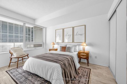 Photo 12 at 802 - 59 East Liberty Street, Niagara, Toronto