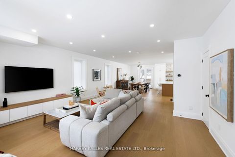 Photo 7 at 90 GREAT OAK Drive, Rosethorn, Toronto