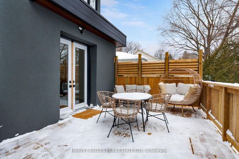 Photo 16 at 90 GREAT OAK Drive, Rosethorn, Toronto