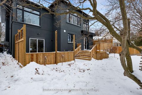 Photo 17 at 90 GREAT OAK Drive, Rosethorn, Toronto