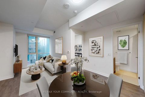 Photo 5 at 621 - 115 Blue Jays Way, Waterfront Communities C1, Toronto