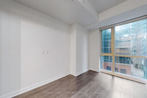 Photo 8 at 621 - 115 Blue Jays Way, Waterfront Communities C1, Toronto