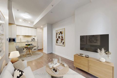 Photo 10 at 621 - 115 Blue Jays Way, Waterfront Communities C1, Toronto