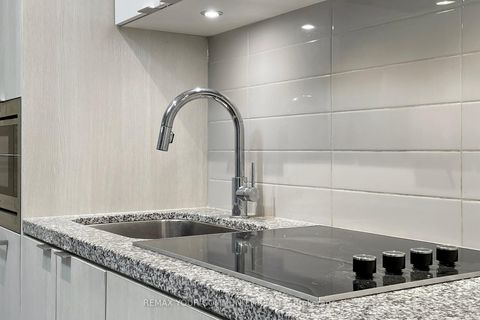 Photo 17 at 621 - 115 Blue Jays Way, Waterfront Communities C1, Toronto