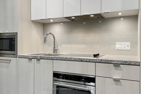 Photo 18 at 621 - 115 Blue Jays Way, Waterfront Communities C1, Toronto