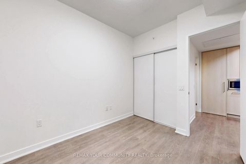 Photo 24 at 621 - 115 Blue Jays Way, Waterfront Communities C1, Toronto