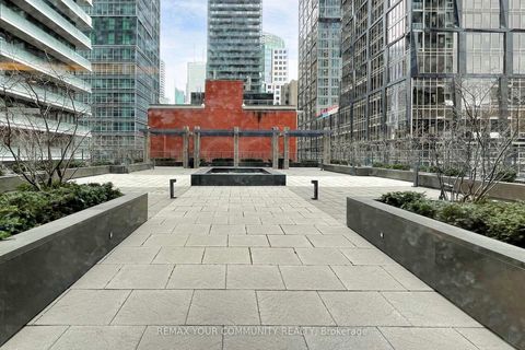 Photo 35 at 621 - 115 Blue Jays Way, Waterfront Communities C1, Toronto