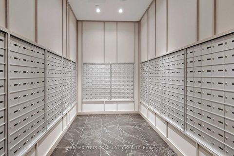 Photo 37 at 621 - 115 Blue Jays Way, Waterfront Communities C1, Toronto