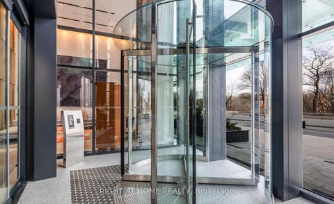 Photo 3 at 419 - 585 Bloor Street E, North St. James Town, Toronto