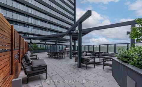 Photo 21 at 419 - 585 Bloor Street E, North St. James Town, Toronto