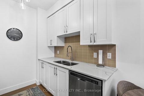 Photo 8 at 2506 - 4070 Confederation Parkway, City Centre, Mississauga