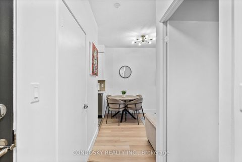 Photo 12 at 2506 - 4070 Confederation Parkway, City Centre, Mississauga