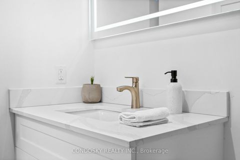 Photo 20 at 2506 - 4070 Confederation Parkway, City Centre, Mississauga