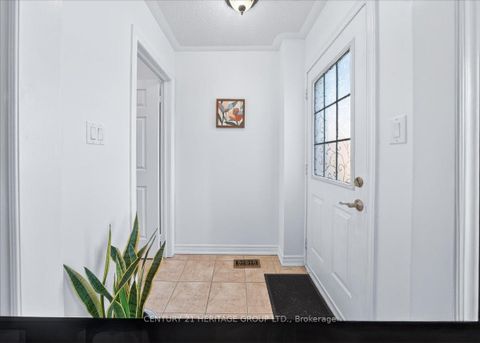 Photo 18 at 31 Kalvinster Drive, Cornell, Markham