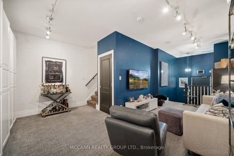 Photo 26 at 119 - 45 York Mills Road, York Mills, Toronto