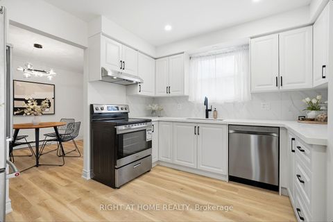 Photo 12 at 259 Glenwoods Avenue, Keswick South, Georgina