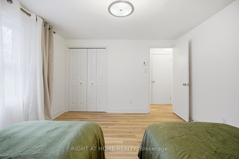 Photo 23 at 259 Glenwoods Avenue, Keswick South, Georgina