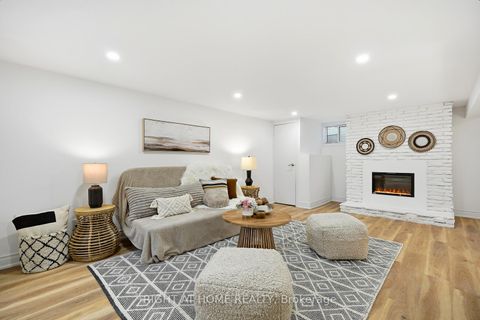 Photo 27 at 259 Glenwoods Avenue, Keswick South, Georgina