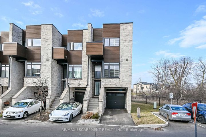 Photo 0 at 33 - 35 Midhurst Heights, Stoney Creek Mountain, Hamilton