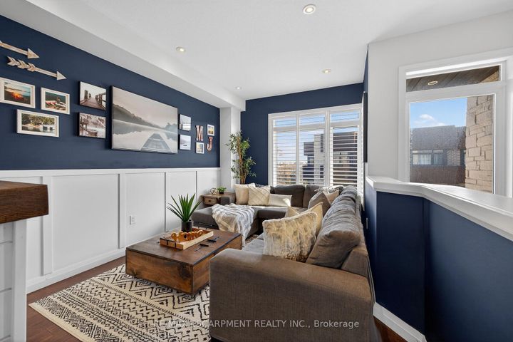 Photo 3 at 33 - 35 Midhurst Heights, Stoney Creek Mountain, Hamilton