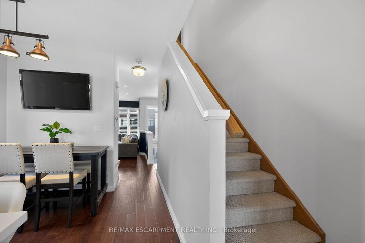 Photo 19 at 33 - 35 Midhurst Heights, Stoney Creek Mountain, Hamilton