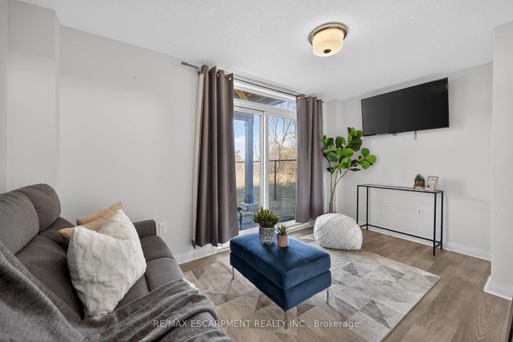 Photo 31 at 33 - 35 Midhurst Heights, Stoney Creek Mountain, Hamilton