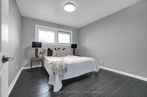 Photo 17 at 372 GARDEN Court, McLaughlin, Oshawa