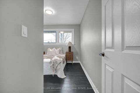 Photo 19 at 372 GARDEN Court, McLaughlin, Oshawa