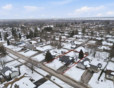 Photo 18 at 241 Cedar Crescent, Bayshore, Barrie