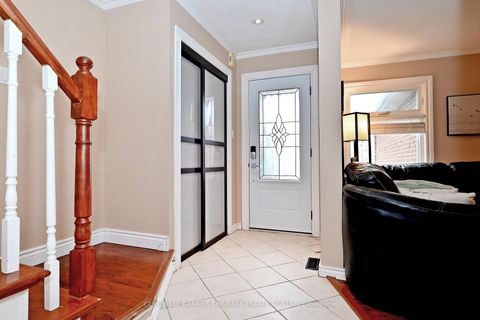 Photo 2 at 26 Sherie Drive, Keswick North, Georgina