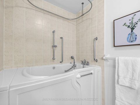 Photo 24 at 801 - 205 The Donway W, Don Mills, Toronto