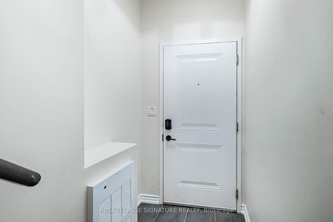 Photo 5 at 27 - 120 Twenty Fourth Street, Long Branch, Toronto