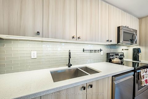 Photo 20 at 27 - 120 Twenty Fourth Street, Long Branch, Toronto