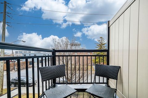 Photo 26 at 27 - 120 Twenty Fourth Street, Long Branch, Toronto