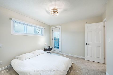 Photo 32 at 27 - 120 Twenty Fourth Street, Long Branch, Toronto