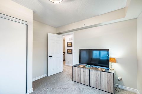 Photo 44 at 27 - 120 Twenty Fourth Street, Long Branch, Toronto